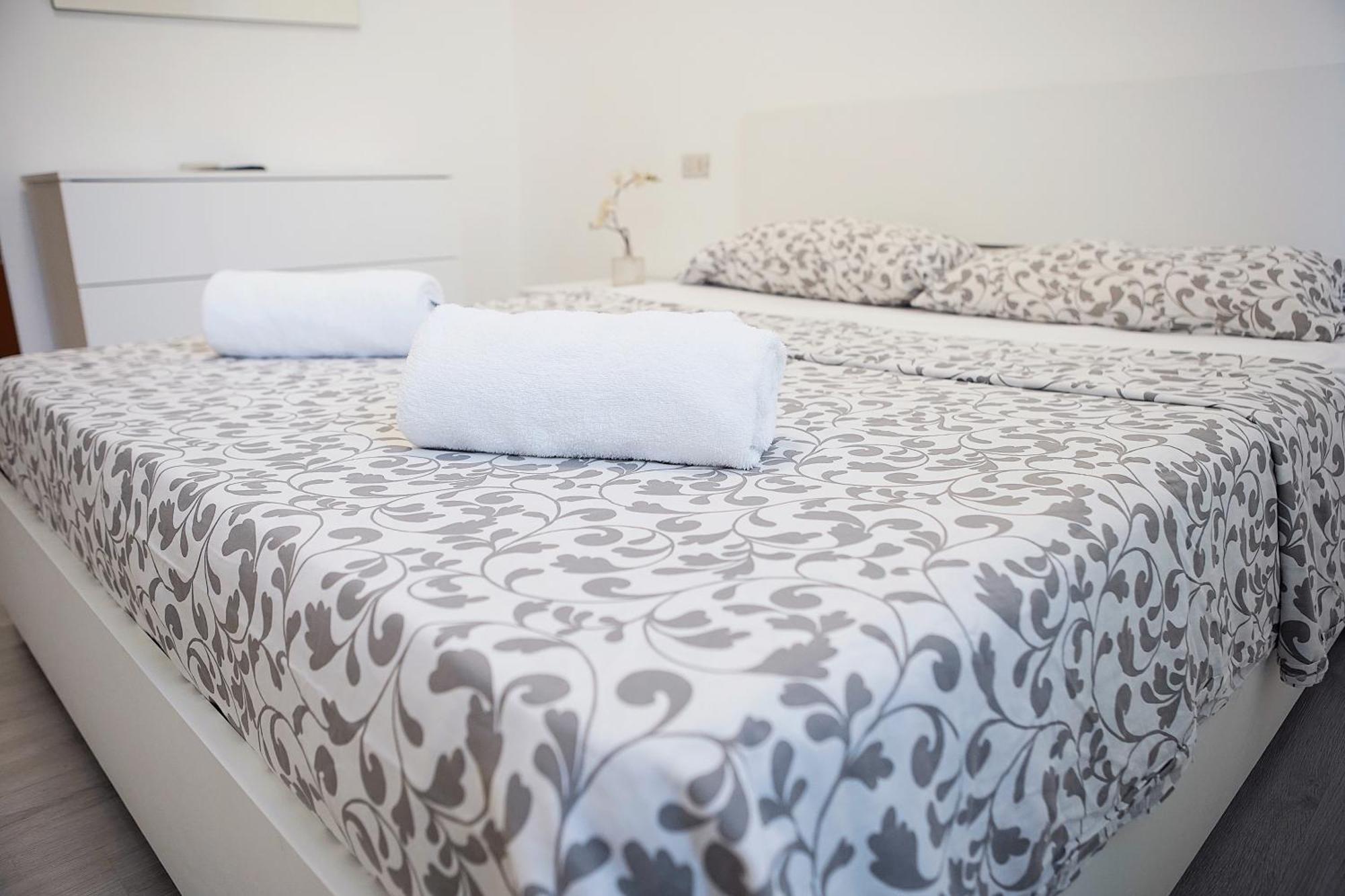 Toma Apartment Trilocale Moderno Per Max 6 Persone Mailand Exterior foto