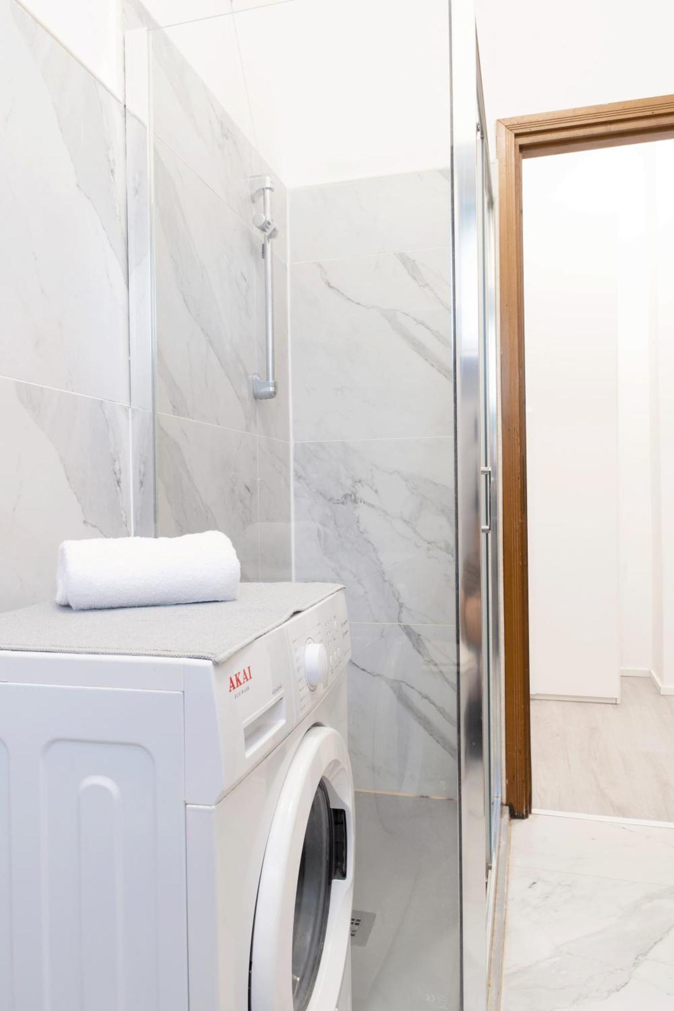 Toma Apartment Trilocale Moderno Per Max 6 Persone Mailand Exterior foto
