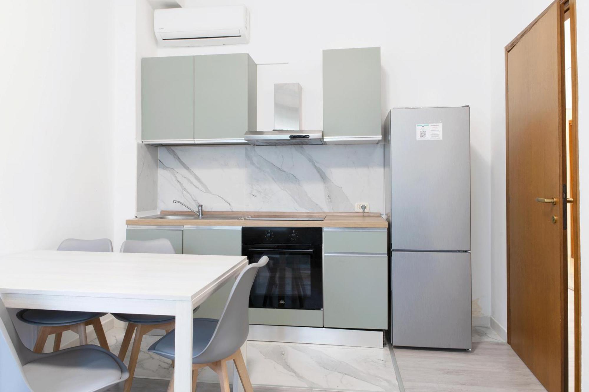 Toma Apartment Trilocale Moderno Per Max 6 Persone Mailand Exterior foto